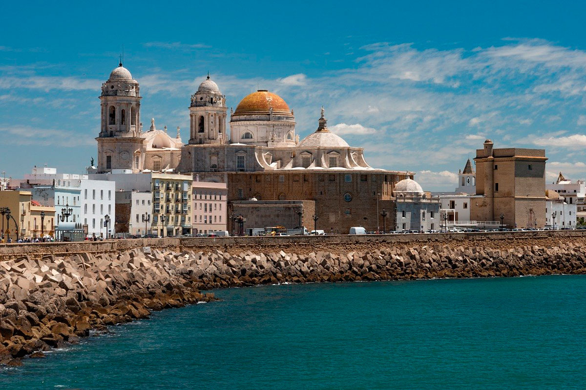 Cádiz, playas paradisíacas de aguas turquesas y arena blanca