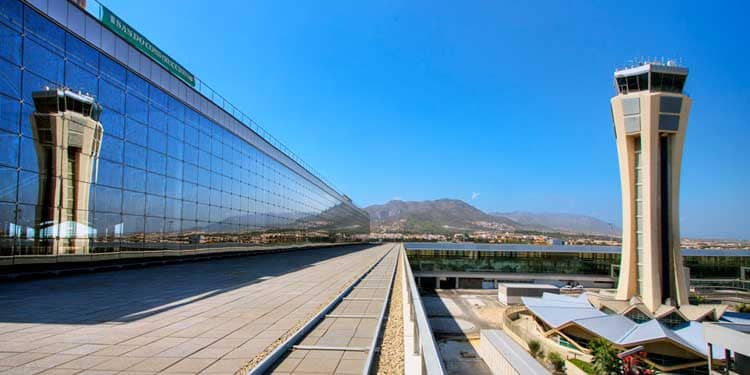 Alquiler de coches en Mlaga Aeropuerto - BCO