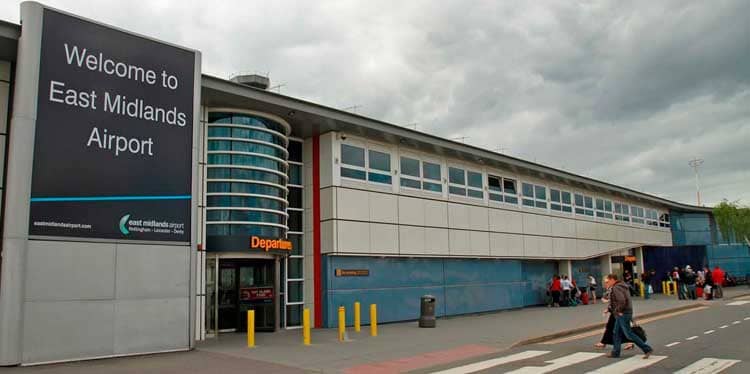Alquiler de coches en East Midlands Aeropuerto - BCO