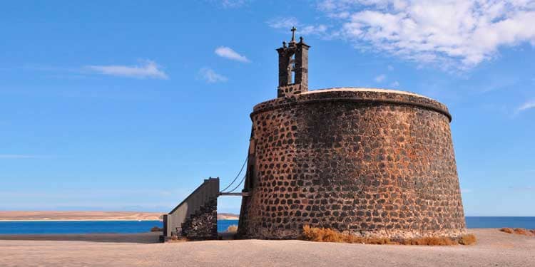 AUTOVERMIETUNG Lanzarote Playa Blanca und guenstige mietwagen Lanzarote Playa Blanca