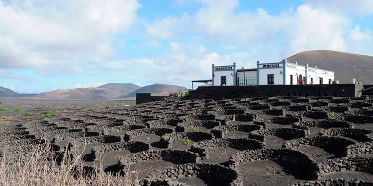 Alquiler de coches en Lanzarote Yaiza - BCO