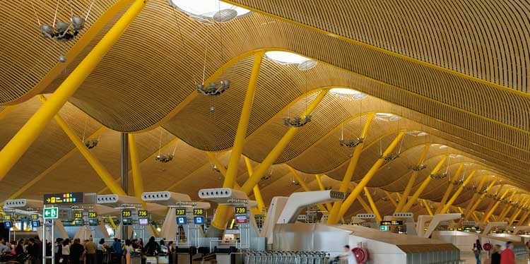 Alquiler de coches en Madrid Aeropuerto Terminal 4 - BCO