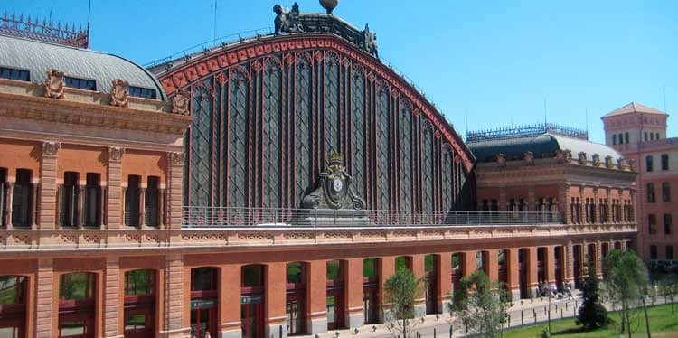 Alquiler de coches en Madrid Atocha - BCO