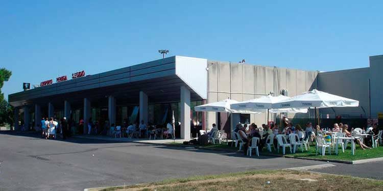 Alquiler de coches en Perugia Aeropuerto - BCO