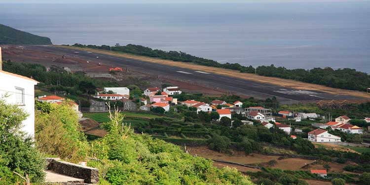 Alquiler de coches en Sao Jorge Aeropuerto - BCO