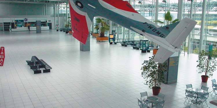 Alquiler de coches en Tarbes Lourdes Aeropuerto - BCO